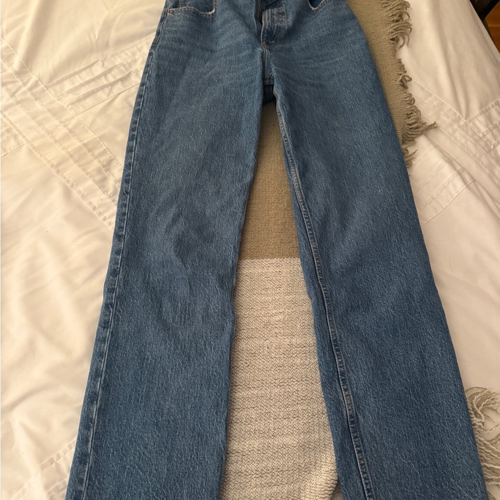 Abercrombie & Fitch Straight Leg Jeans - Medium Blue
